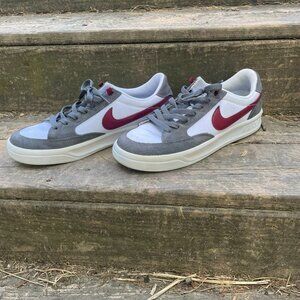 Men's Nike SB Adversary Size 9